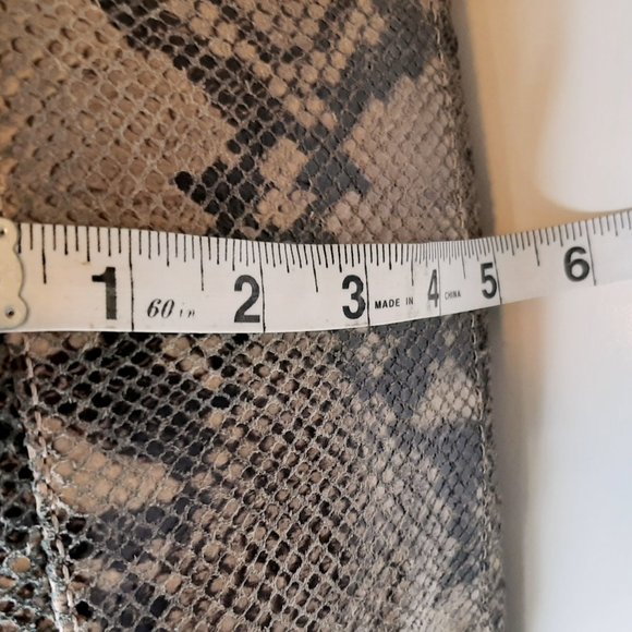 Michael Kors Jet Set Snake Print Python Leather Tote Bag - Picture 12 of 13